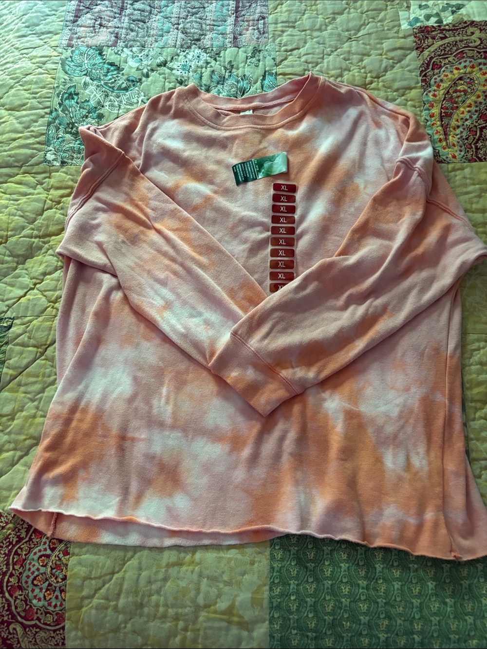GreenTea Coral Pink Tie-Dye Sweatshirt